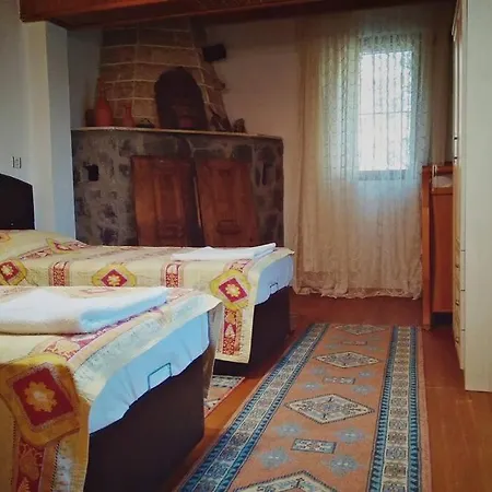 Beautiful Natural Stone House With Big Private Pool 빌라